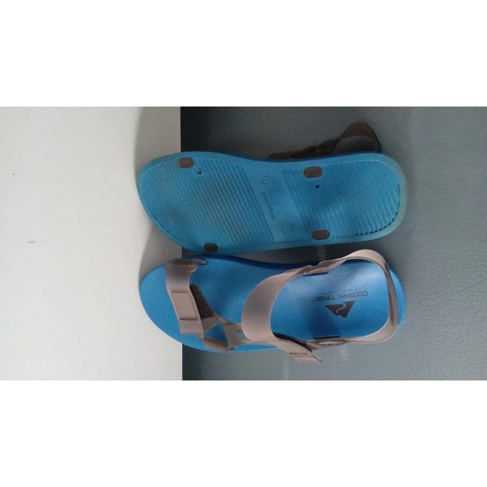 Ozark Trail‎ Sport Sandals Adjustable Straps Blue Comfort Casual Size?